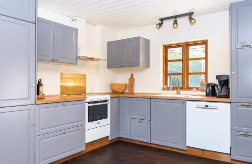 Grena Strand House | 7 person holiday home in Grenaa