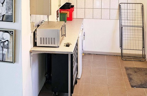 Hou House | 7 person holiday home in Hals