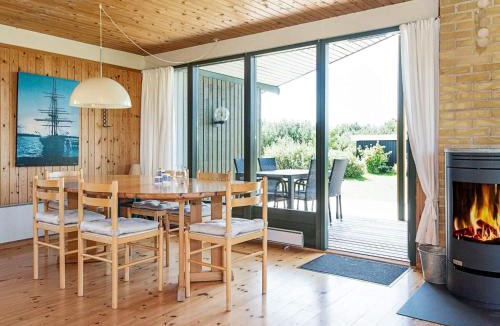 Knebel House | 7 person holiday home in Knebel