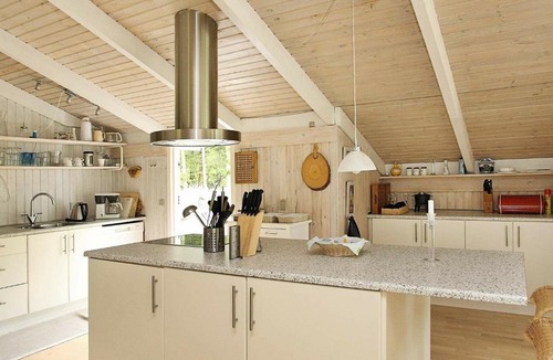 Aalbaek House | 7 person holiday home in lb k