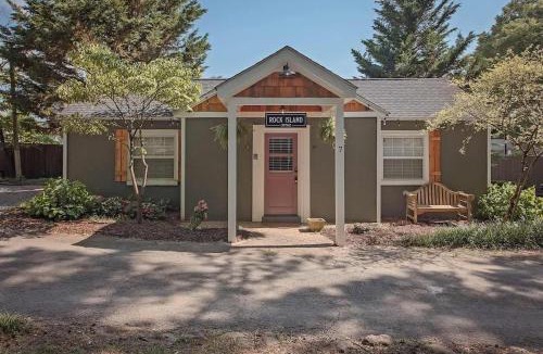 Lookout Mountain Bed & Breakfast | 7- Rock Island Cottage
