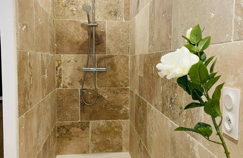 Jarnac House | 7 Rue Cherche Midi