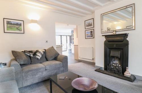 West Hallam House | 7 The Village