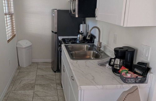 Siesta Key Hotel | #7-TwinPalms-King Studio Suite