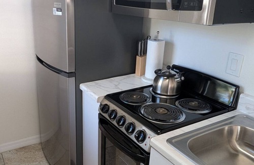 Siesta Key Hotel | #7-TwinPalms-King Studio Suite