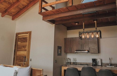 Valle de Guadalupe Hotel | 7 Valles