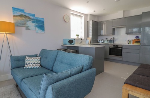 Southbourne Cottage | 7 Warren Edge Close