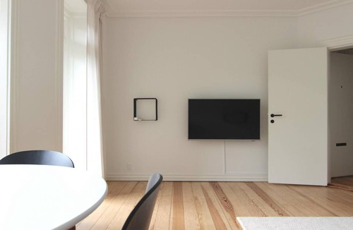 Frederiksberg C Apartment | 70 m² Apartment ∙ 1 bedroom ∙ 2 guests