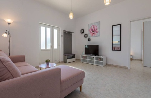 Novi Vinodolski Apartment | 70 m² Apartment ∙ 2 bedrooms ∙ 4 guests