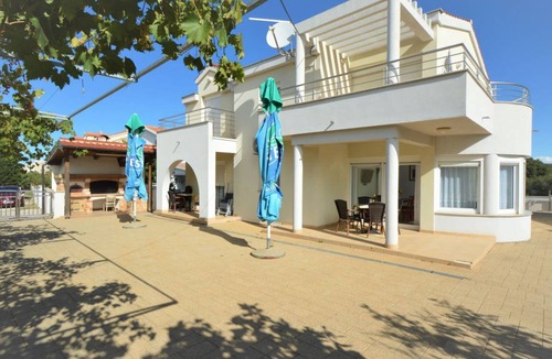 Pirovac Apartment | 70 m² Apartment ∙ 2 bedrooms ∙ 6 guests