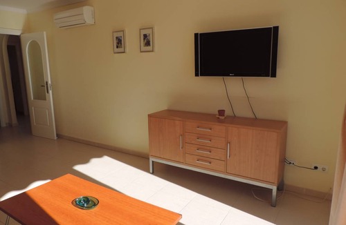 Les Deveses Apartment | 70 m² Apartment ∙ 2 bedrooms ∙ 5 guests