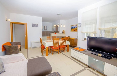 Rogoznica Apartment | 70 m² Apartment ∙ 2 bedrooms ∙ 6 guests