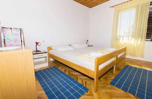 Starigrad Apartment | 70 m² Apartment ∙ 2 bedrooms ∙ 4 guests