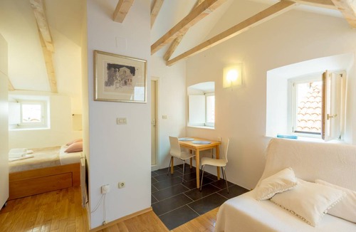 Dubrovnik Old Town Apartment | 70 m² Apartment ∙ 3 bedrooms ∙ 7 guests