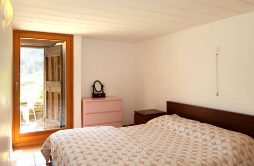 Acquarossa Apartment | 70 m² Apartment ∙ 2 bedrooms ∙ 6 guests