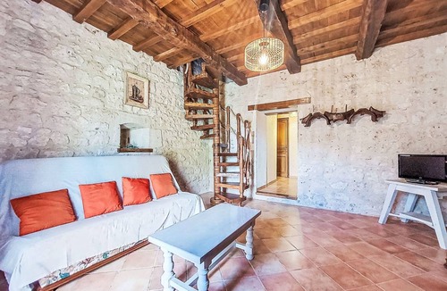 Dondas House | 70 m² House ∙ 1 bedroom ∙ 4 guests