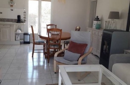 Grues House | 70 m² House ∙ 2 bedrooms ∙ 5 guests