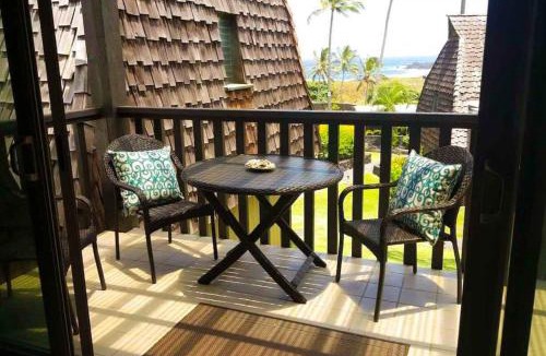Punaluu House | 70 Pogs Place at Black Sand Beach
