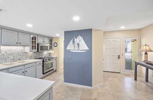 Harbour Town Villa | 704 Schooner-4 Bdrm Townhouse w/Sound Views! Walk to Shops & Fun! BL-#