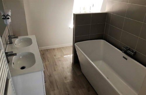 Azay-le-Rideau Other | 70m2 garden cottage with swimming pool in Azay le rideau