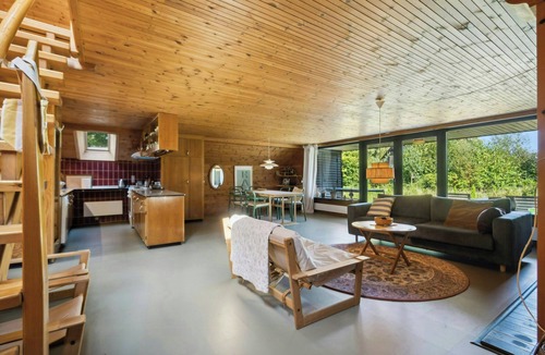 Vester Grønning House | 70s holiday home with fjord views at Lyby Beach