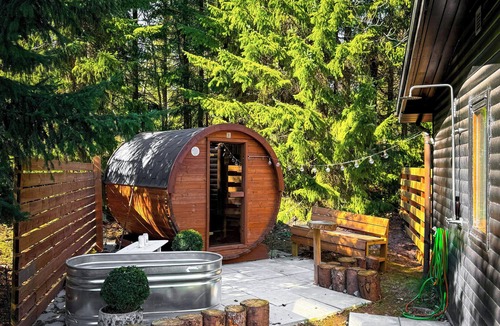 Ebdrup House | 70s summer house with sauna and cold plunge