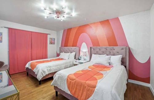 Mission Hills South House | 70’s themed Boogie Nights Home with heated pool