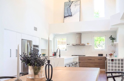 Foley House | 710 Oastler Lake Summ