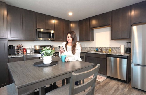 Turlock Apartment | 710 Soderquist Turlock - Bedroom 1