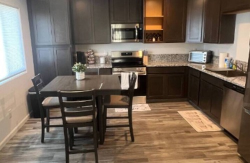 Turlock Apartment | 710 Soderquist Turlock - Bedroom 1