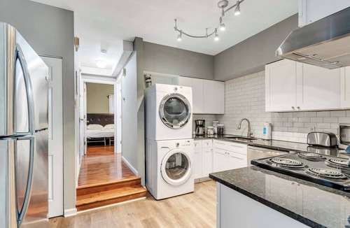 Soulard Hotel | 715a - Settle into Soulard! 4 beds 2 full baths