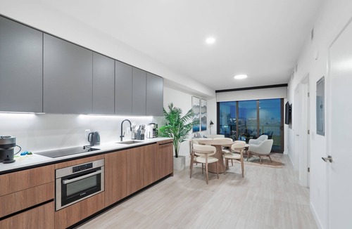 North Beach Condo | 72 Park- Luxury Condo, Private Beach Access