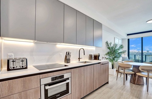 North Beach Condo | 72 Park- Luxury Condo, Private Beach Access