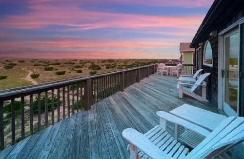 Salvo House | 7223 - Pelican Watch