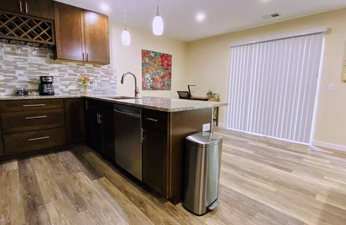 Kalamazoo Apartment | 729 Keenway Cr. Unit A