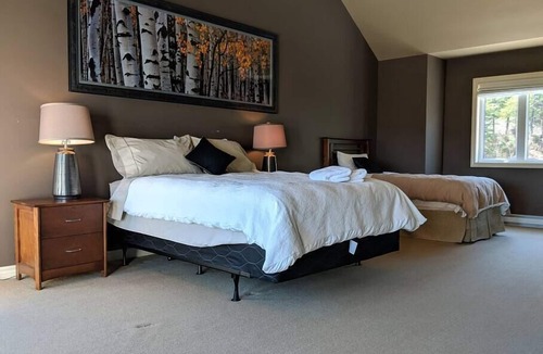 Little Rapids Ski Chalet | 73 Mountain View - Humber Valley Resort
