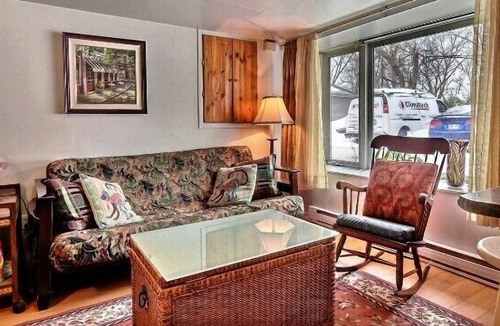 Laval-des-Rapides Apartment | #734 Warm and Cozy APT in Laval