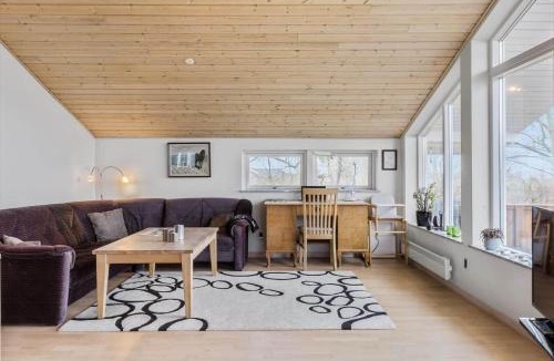 Bog By House | 7349-Bogo-By-Kvaernen-49