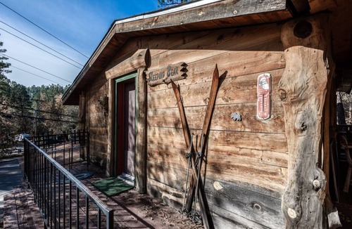 Ruidoso Cabin | 74 m² Cabin ∙ 2 bedrooms ∙ 6 guests
