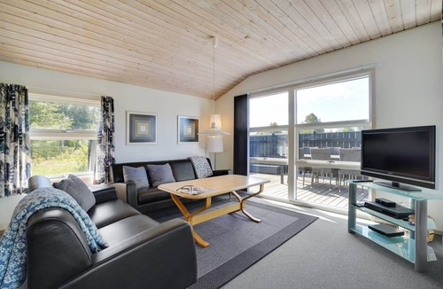 Torup Strand House | 74 m² House ∙ 3 bedrooms ∙ 6 guests