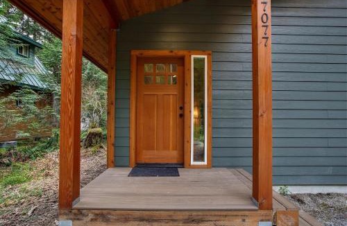 Glacier House | 74sl - Pets Ok - Wifi - Bbq - Sleeps 8