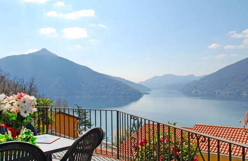Bissone Apartment | 75 m² Apartment ∙ 2 bedrooms ∙ 4 guests