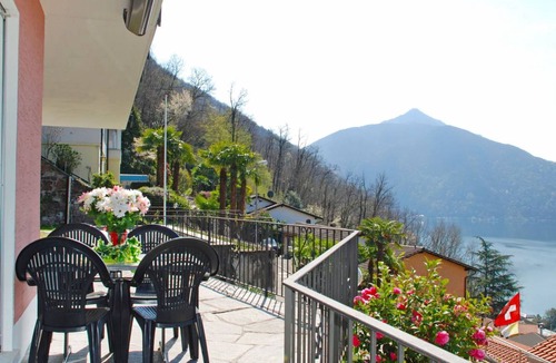 Bissone Apartment | 75 m² Apartment ∙ 2 bedrooms ∙ 4 guests