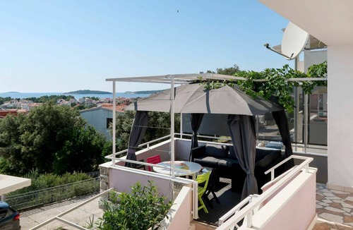 Rogoznica Apartment | 75 m² Apartment ∙ 2 bedrooms ∙ 4 guests