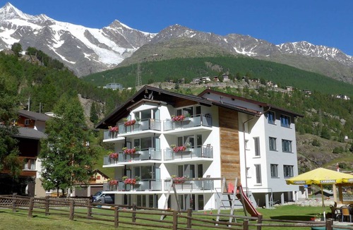 Saas Grund Apartment | 76 m² Apartment ∙ 2 bedrooms ∙ 6 guests