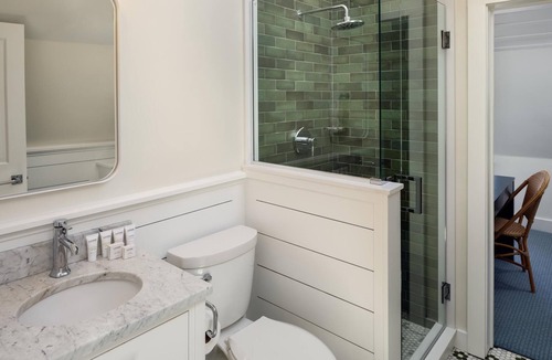 Nantucket Town Hotel | 76 Main Ink Press Hotel