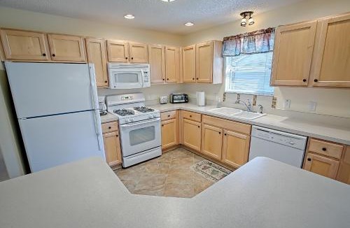 Lynnhaven House | 769 Z3a VILLAGE OF LYNNHAVEN