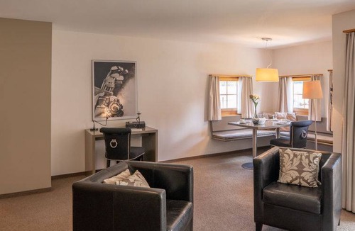 Zuoz Apartment | 77 m² Apartment ∙ 1 bedroom ∙ 4 guests