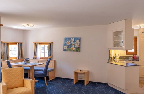 Zuoz Apartment | 77 m² Apartment ∙ 1 bedroom ∙ 4 guests