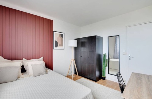 Le Kremlin-Bicetre Resort | 77 m² Private room ∙ 1 bedroom ∙ 5 guests